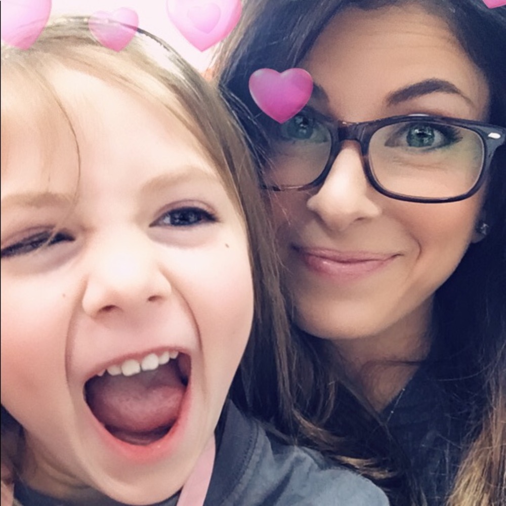 Meet your Posher, Hayley